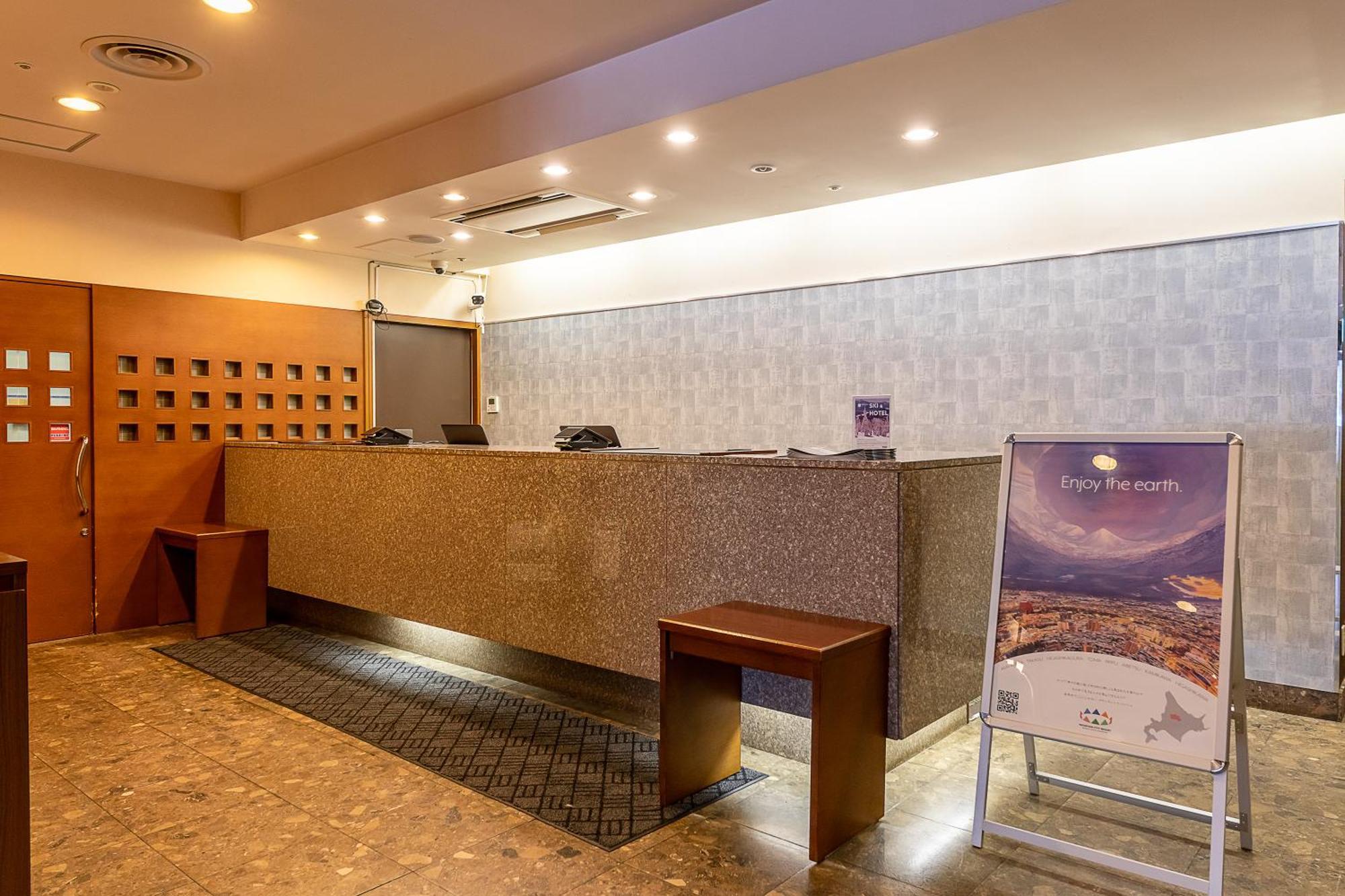 Court Hotel Asahikawa Buitenkant foto